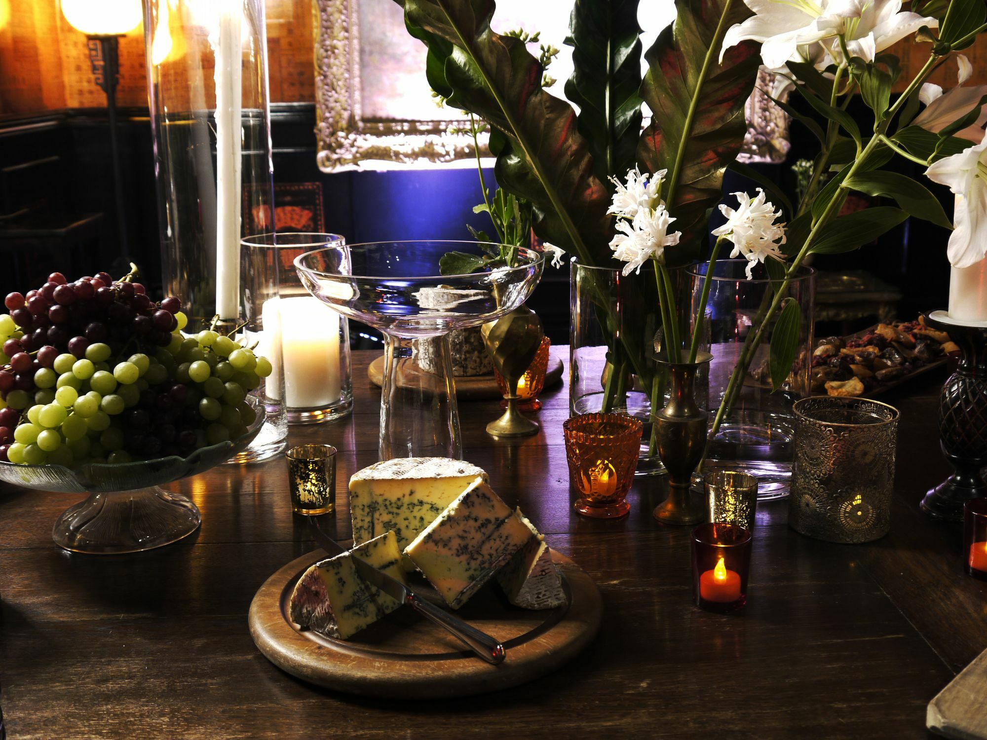 Museum Apartment Hotel, Independent Collection By Evt Веллингтон Экстерьер фото A cheese board at a party